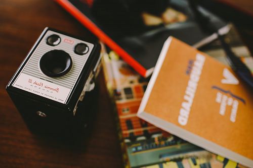 shallow focus photo of TLR camera